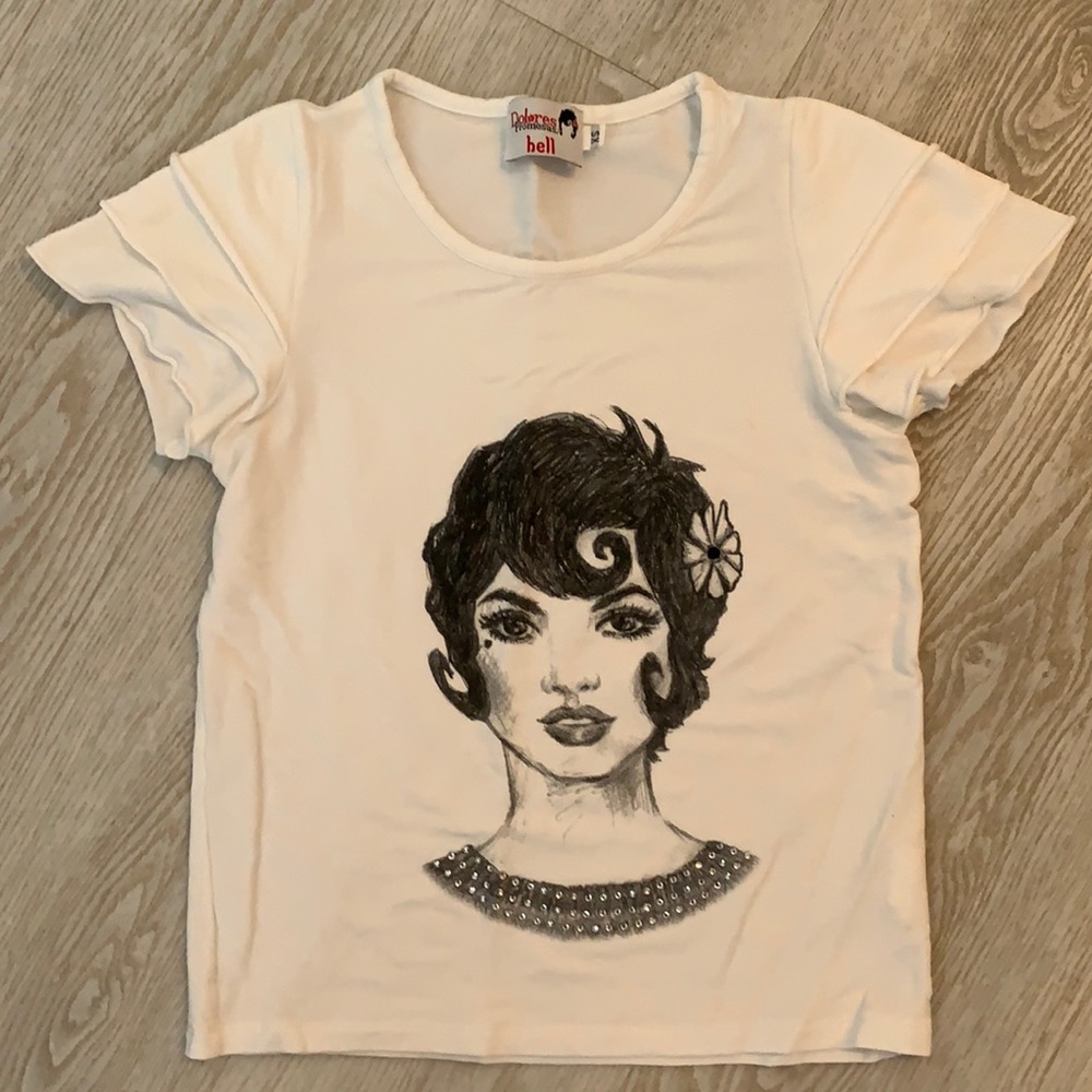 Dolores Promesas Tshirt